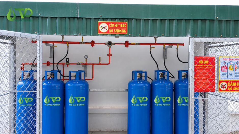 Gas công nghiệp cho ngành dệt nhuộm: Giải pháp tối ưu chi phí 3 Hệ thống giàn bình 45kg